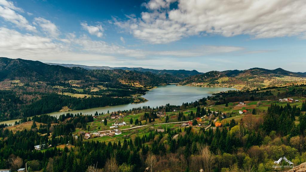 Pensiunea Lac Colibiţa Exteriör bild